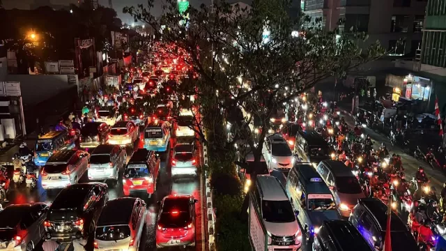 Kemacetan di Depok Bikin Kurang Nyaman, Wakil Wali Kota Minta Maaf - GenPI.co JABAR