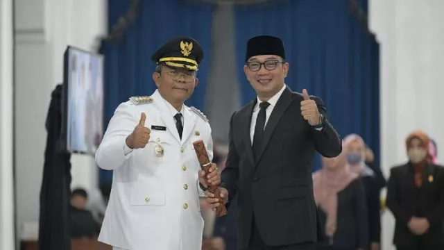 Beri Pesan ke Pj Wali Kota Cimahi, Ridwan Kamil Singgung Keamanan Lingkungan - GenPI.co JABAR