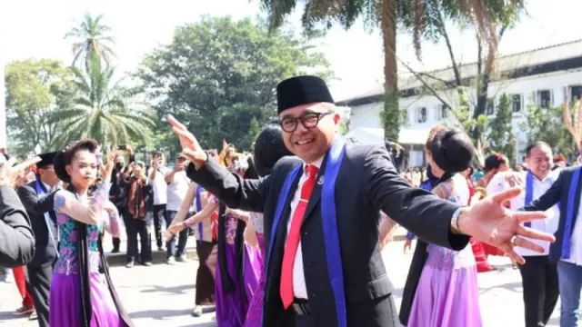 Ribuan Seniman Unjuk Gigi di Bandung West Java Art Festival - GenPI.co JABAR