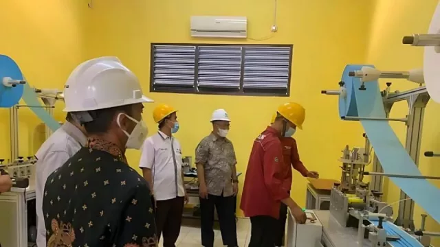 Masker Produksi SMKN 1 Loasarang Indramayu Diekspor ke China - GenPI.co JABAR