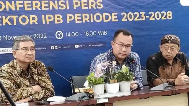 Terpilih Menjadi Lagi Sebagai Rektor IPB, ini Profil Arif Satria - GenPI.co JABAR