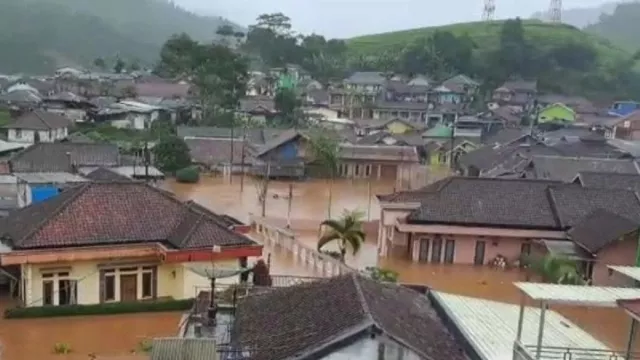 Banjir di Cianjur: Ratusan rumah Terendam, 5 Desa Terdampak - GenPI.co JABAR