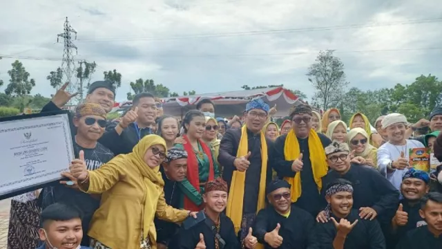 Ridwan Kamil Acungi Jempol Budaya Leuit di Sukabumi - GenPI.co JABAR