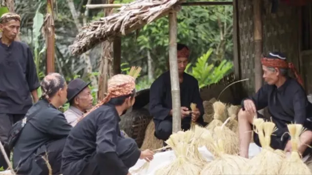 Cianjur Punya Kampung Adat yang Kental Budaya Kasundanan - GenPI.co JABAR