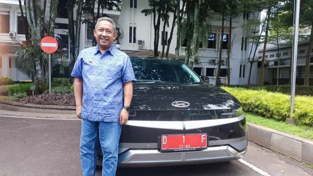 Awal Tahun, Wali Kota Bandung Ganti Mobil Dinas - GenPI.co JABAR