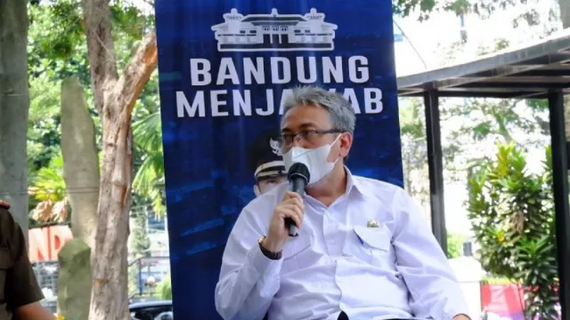 Sampah Menumpuk di TPA Sarimukti, DLH Kota Bandung Keluarkan Imbauan Penting - GenPI.co JABAR