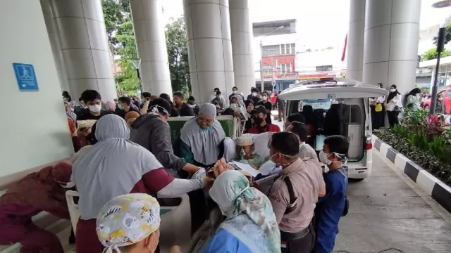 Aneh, RSUD Bandung Kiwari 2 Kali Terbakar dengan Penyebab Hampir Sama - GenPI.co JABAR Aneh, RSUD Bandung Kiwari 2 Kali Terbakar dengan Penyebab Hampir Sama - GenPI.co JABAR