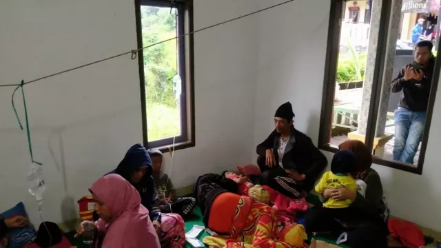2 Korban Keracunan Meninggal Dunia, Dinkes Bandung Barat Tetapkan KLB - GenPI.co JABAR