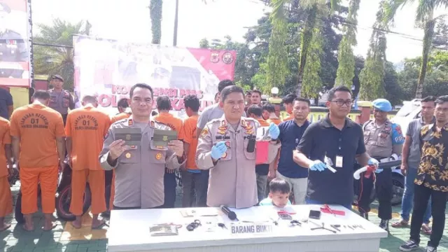 Polisi Temukan Dugaan BPKB Palsu di Sukabumi, Warga Harus Lebih Hati-Hati - GenPI.co JABAR
