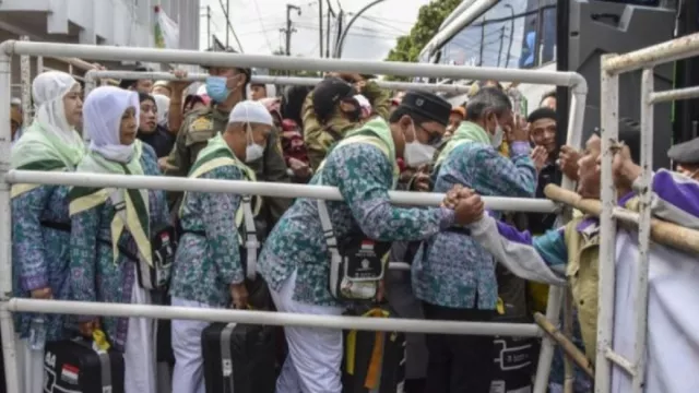 Bertambah, Calon Jemaah Haji Lansia di Jawa Barat Bakal Lebih Banyak - GenPI.co JABAR Bertambah, Calon Jemaah Haji Lansia di Jawa Barat Bakal Lebih Banyak - GenPI.co JABAR