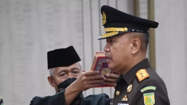 Ade Tajudin Sutiawarman Pimpin Kejati Jabar - GenPI.co JABAR