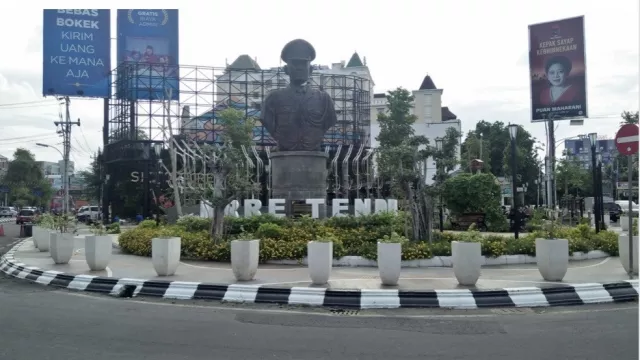 Taman Kota Semarang Dipercantik, Karya Seni Patung jadi Pilihan - GenPI.co JATENG