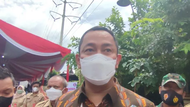 Wali Kota Hendrar Prihadi Keluarkan Peringatan, Waspadalah! - GenPI.co JATENG Wali Kota Hendrar Prihadi Keluarkan Peringatan, Waspadalah! - GenPI.co JATENG