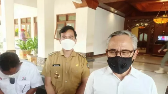 Catat! Di Indonesia Cuma Ada 104 Pinjol Legal - GenPI.co JATENG