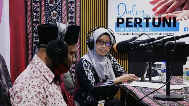 Anak Difabel Jangan Disembunyikan, Orang Tua Harus Lakukan Ini - GenPI.co JATENG Anak Difabel Jangan Disembunyikan, Orang Tua Harus Lakukan Ini - GenPI.co JATENG