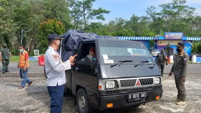 Antisipasi Persebaran Omicron, Cilacap Giatkan Penyekatan - GenPI.co JATENG