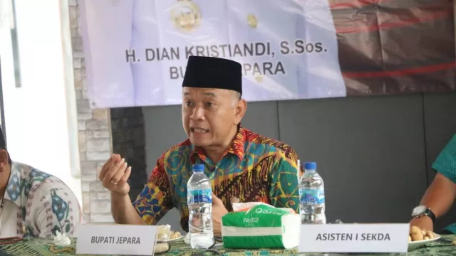 Kartini Turut Kembangkan Kerajinan Ukir Jepara - GenPI.co JATENG