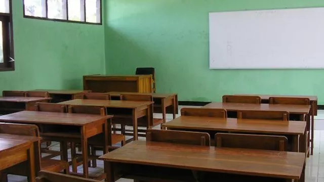 Siswa Terpapar Covid-19, 3 Sekolah di Kudus Hentikan PTM - GenPI.co JATENG