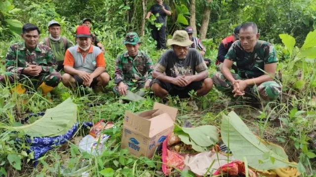 Ini Buka Bumi, Tradisi Warga Wonosemi Blora Saat Memulai Hajat - GenPI.co JATENG