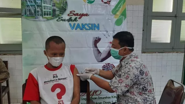 RSUD Batang Prioritaskan ODGJ Terima Vaksinasi Booster - GenPI.co JATENG