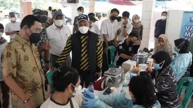 Siapkan 5.000 Dosis, IPDN Genjot Vaksinasi Covid-19 di Batang - GenPI.co JATENG Siapkan 5.000 Dosis, IPDN Genjot Vaksinasi Covid-19 di Batang - GenPI.co JATENG