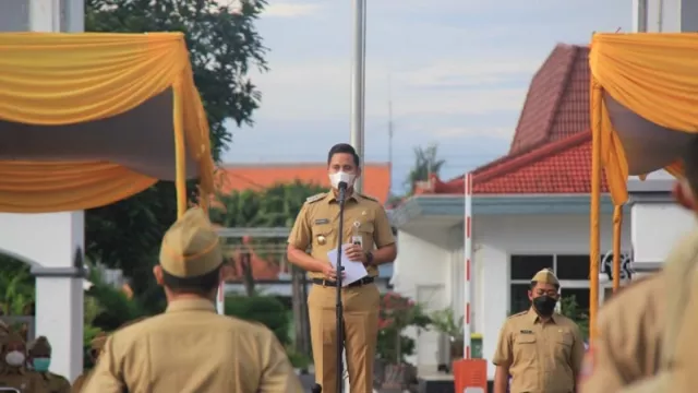 Kendal Recovery, Bupati Minta ASN Tingkatkan Kinerja - GenPI.co JATENG Kendal Recovery, Bupati Minta ASN Tingkatkan Kinerja - GenPI.co JATENG