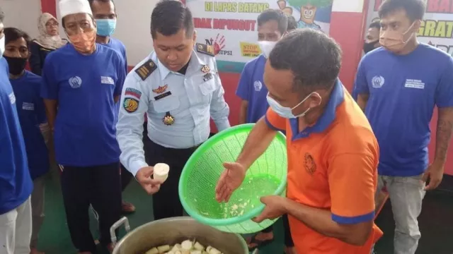 Bekal Wirausaha, WBP Lapas Batang Dilatih Tata Boga Bersertifikat - GenPI.co JATENG