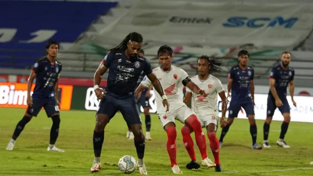 Waduh! Pindah ke PSIS, Kontrak Fortes di Arema FC Belum Berakhir - GenPI.co JATENG Waduh! Pindah ke PSIS, Kontrak Fortes di Arema FC Belum Berakhir - GenPI.co JATENG