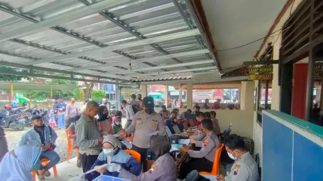 Wow! Polres di Jateng Buka Vaksinasi Ramadan hingga Hadiah Umrah - GenPI.co JATENG