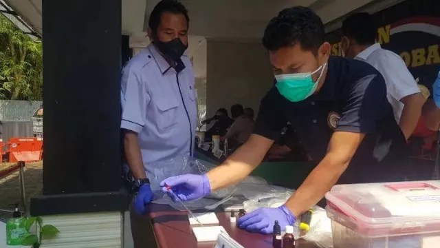 Polda Jateng Musnahkan 4 Kg Sabu-Sabu Asal Malaysia - GenPI.co JATENG