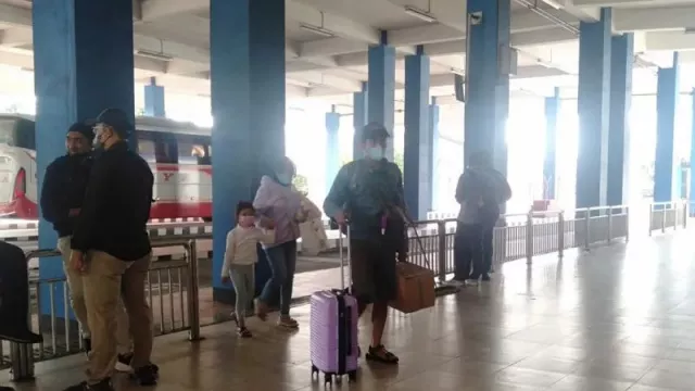 Jelang Lebaran, Jumlah Penumpang di Terminal Tirtonadi Naik 30% - GenPI.co JATENG