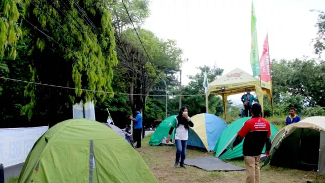 Uniknya Rest Area Gombel di Kota Semarang, Seperti Camping! - GenPI.co JATENG