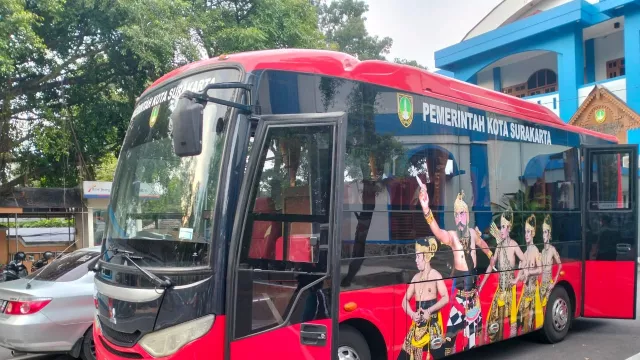 Ada Bus Wisata Keliling Solo Hanya Bayar Rp 75.000, Ini Rutenya - GenPI.co JATENG
