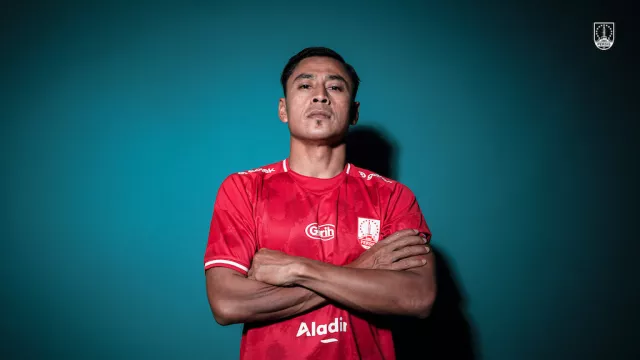 Terungkap! Ini Alasan Samsul Arif Mau Gabung Persis Solo - GenPI.co JATENG