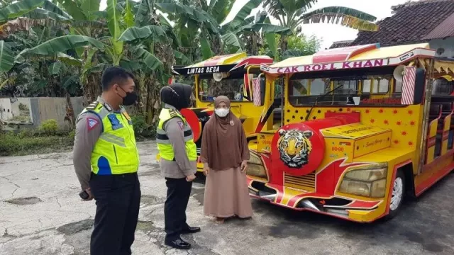 Bahaya Lur! Polres Sukoharjo Larang Kereta Kelinci di Jalan Raya - GenPI.co JATENG
