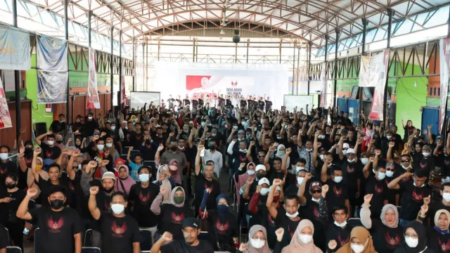 Giliran Sukarelawan dari Kalbar Dukung Ganjar Maju Pilpres 2024 - GenPI.co JATENG