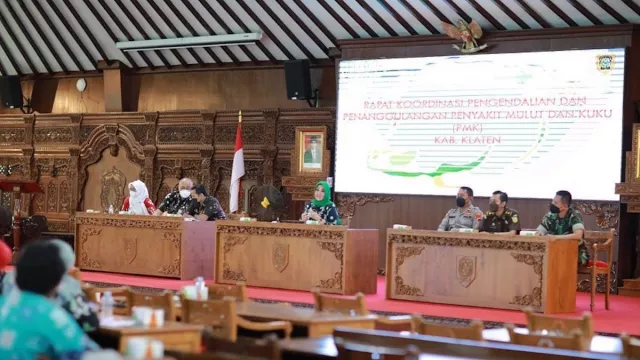 Kasus PMK Klaten Meningkat, Pasar Hewan Ditutup - GenPI.co JATENG