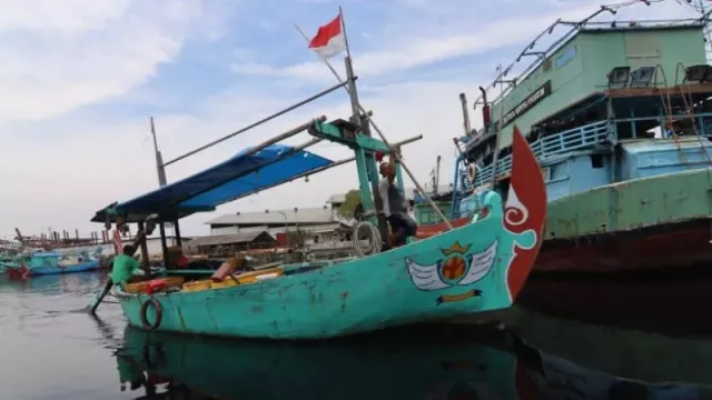 Cuaca Buruk dan Berbahaya, Nelayan Pekalongan Pilih Tak Melaut - GenPI.co JATENG