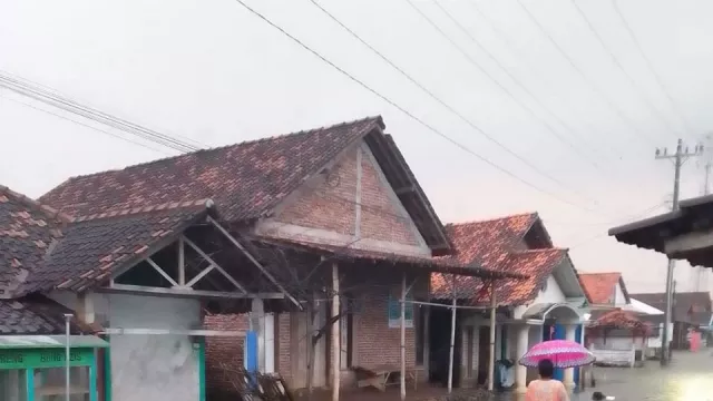 Banjir Rob Setinggi 50 Cm Kembali Rendam Pesisir Kendal - GenPI.co JATENG