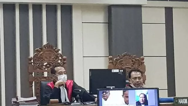 Mantan Direktur BKK Karanganyar Dituntut 7,5 Tahun Penjara - GenPI.co JATENG