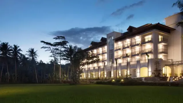 5 Rekomendasi Hotel di Magelang, Dekat Candi Borobudur! - GenPI.co JATENG