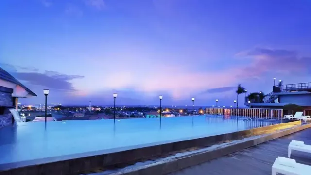 5 Rekomendasi Hotel di Cilacap, Tarif Murah Mulai Rp 300.000 - GenPI.co JATENG