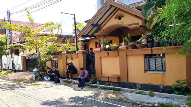 Identitas Mayat Terbakar Terungkap, Keluarga Tunggu Kedatangan Jenazah PNS Semarang yang Hilang - GenPI.co JATENG