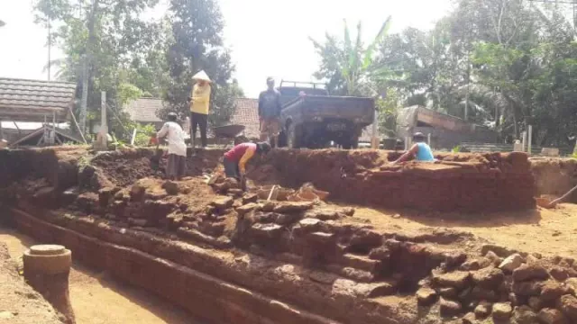 Wow! Ada Temuan Candi Hindu di Situs Samberan Dekat Candi Borobudur - GenPI.co JATENG