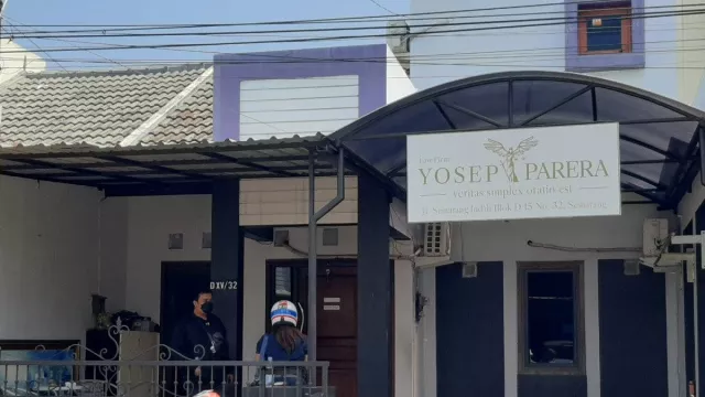 Kronologi Penangkapan Yosep Parera, Pengacara Kondang di Semarang yang Tertangkap OTT KPK - GenPI.co JATENG