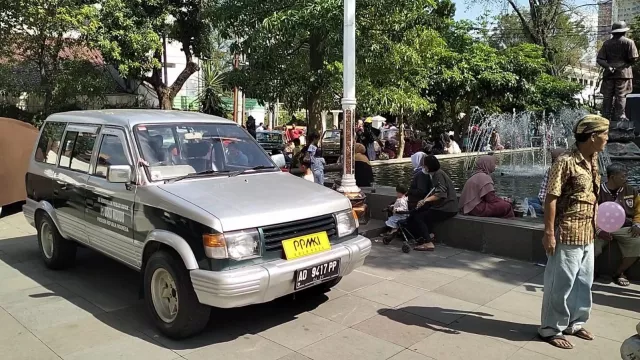 Mobil Bekas Presiden Jokowi Dilelang, Sebegini Harganya, Minat? - GenPI.co JATENG