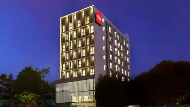 5 Rekomendasi Hotel di Semarang, Tarif Promo Murah Mulai Rp 300.000 - GenPI.co JATENG