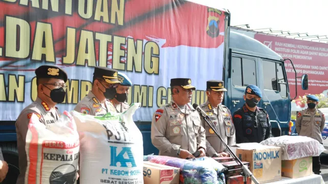 Polda Jawa Tengah Kirim Bantuan untuk Korban Gempa Cianjur - GenPI.co JATENG