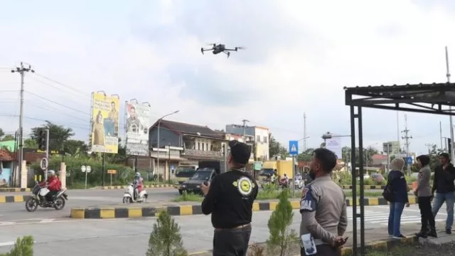 Pengendara Harap Waspada! Tilang ETLE Drone Akan Berlaku di Pekalongan - GenPI.co JATENG