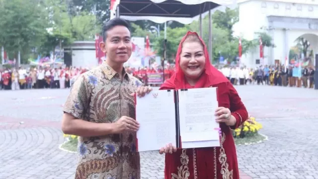 Mbak Ita dan Gibran Teken Kerja Sama, Soal Apa Ya? - GenPI.co JATENG